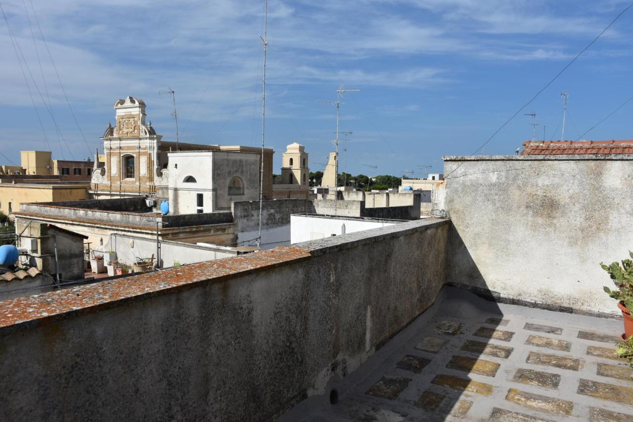 Il Duomo E Il Mare Lejlighed Brindisi Eksteriør billede