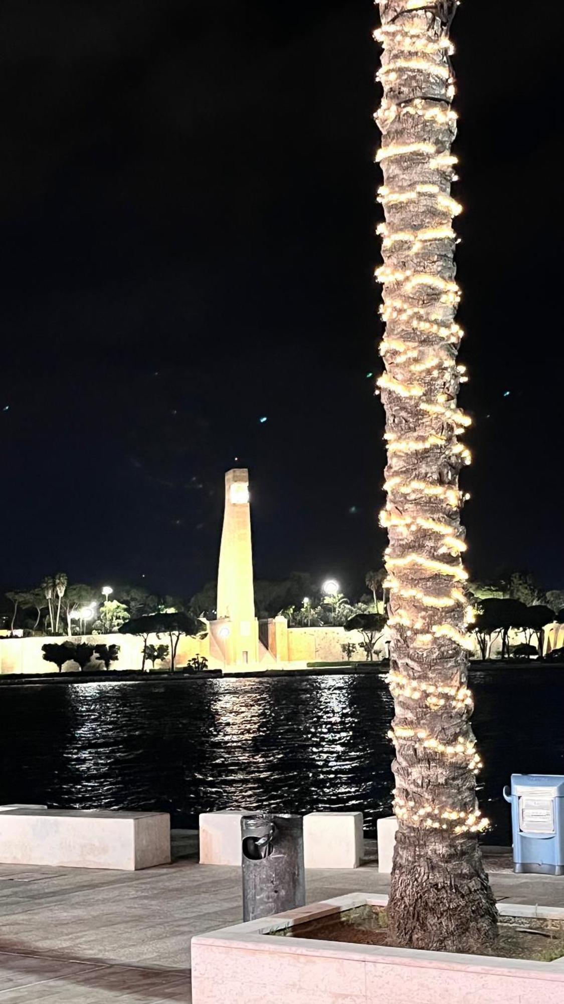Il Duomo E Il Mare Lejlighed Brindisi Eksteriør billede