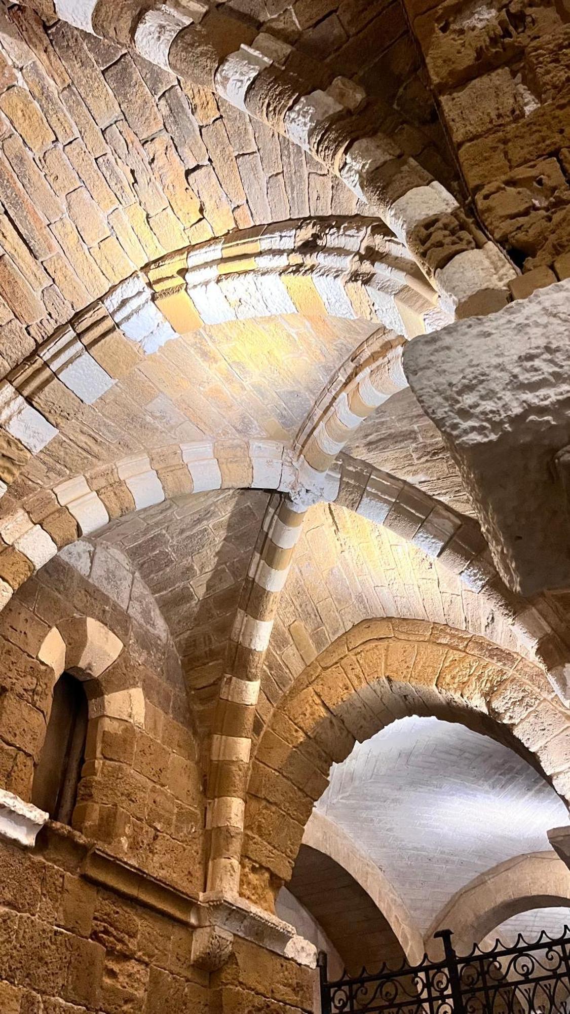 Il Duomo E Il Mare Lejlighed Brindisi Eksteriør billede